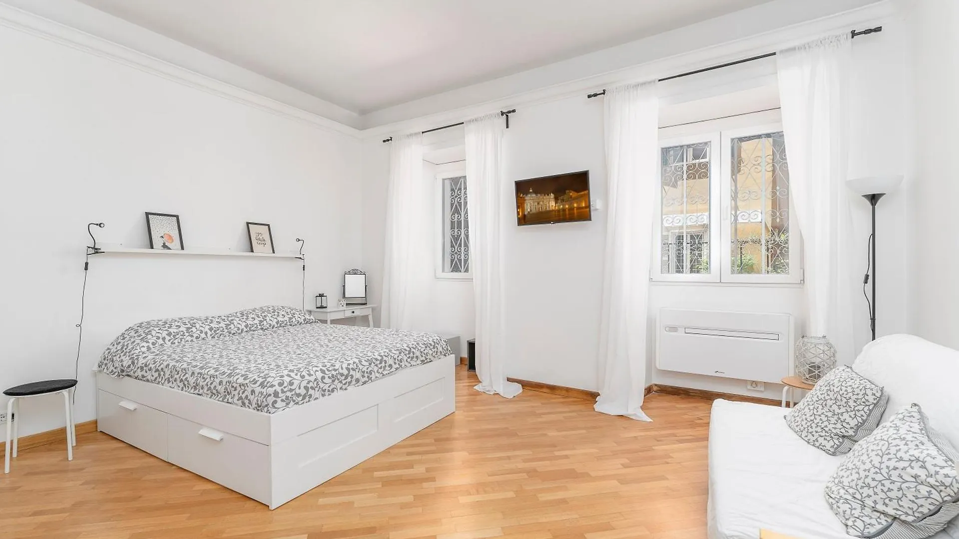 La Casa Di Effe contacts